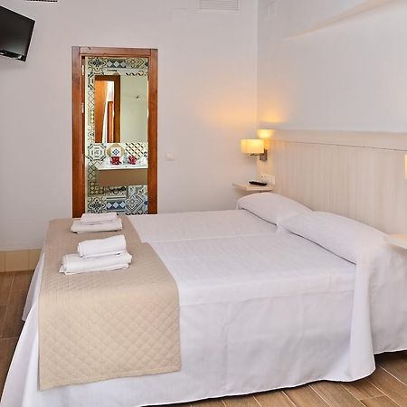Hostal La Fonda Conil De La Frontera Chambre photo