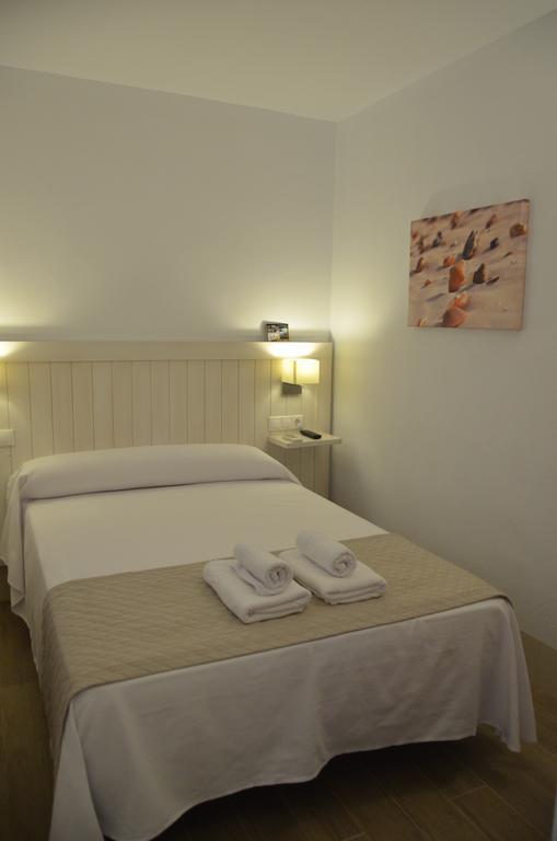 Hostal La Fonda Conil De La Frontera Chambre photo